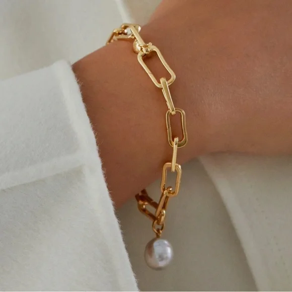 Monica Vinader Alta Capture Charm Bracelet - Picture 1 of 7